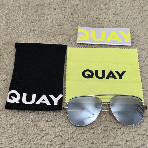 QUAY Australia‎ Desi Perkins High Key Sunglasses Sunnies - Picture 1 of 5